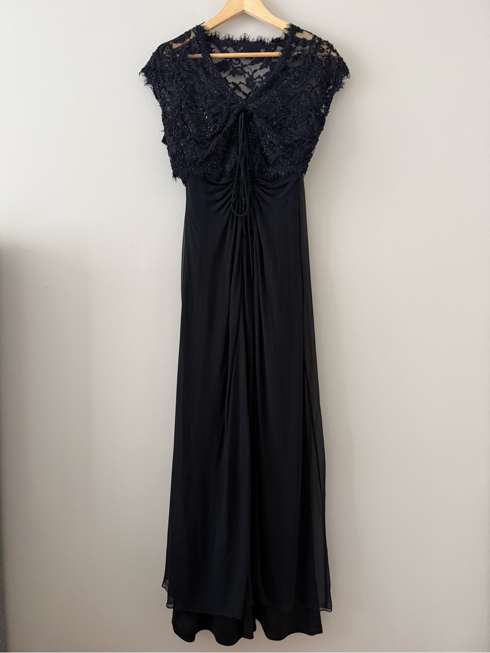 Tadashi Collection - Beaded Cap Sleeve Lace Silk Evening Gown - Black